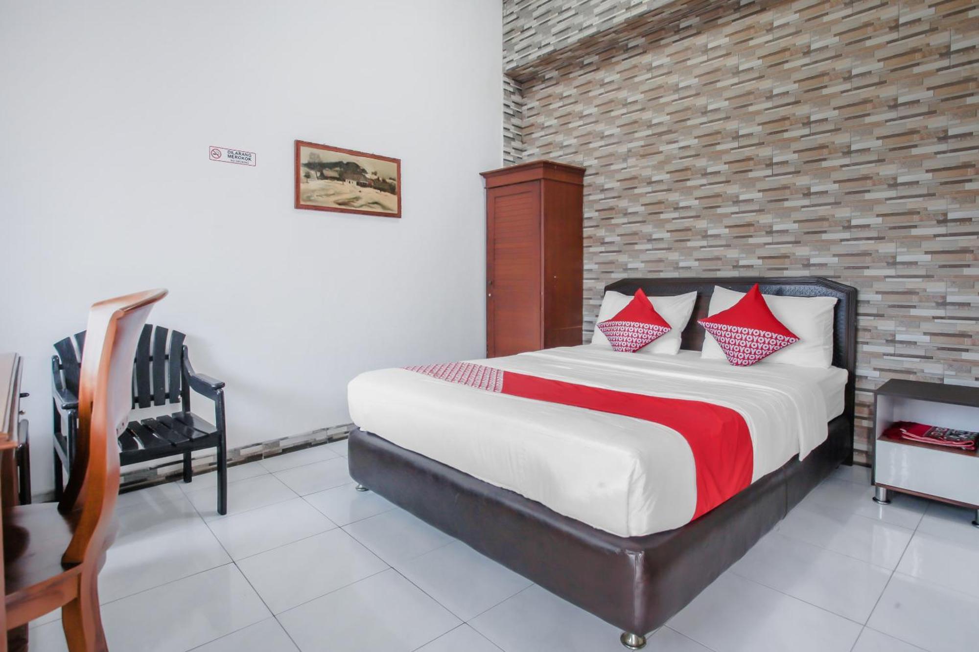 Wisma Pakuan Syariah Bogor Bagian luar foto