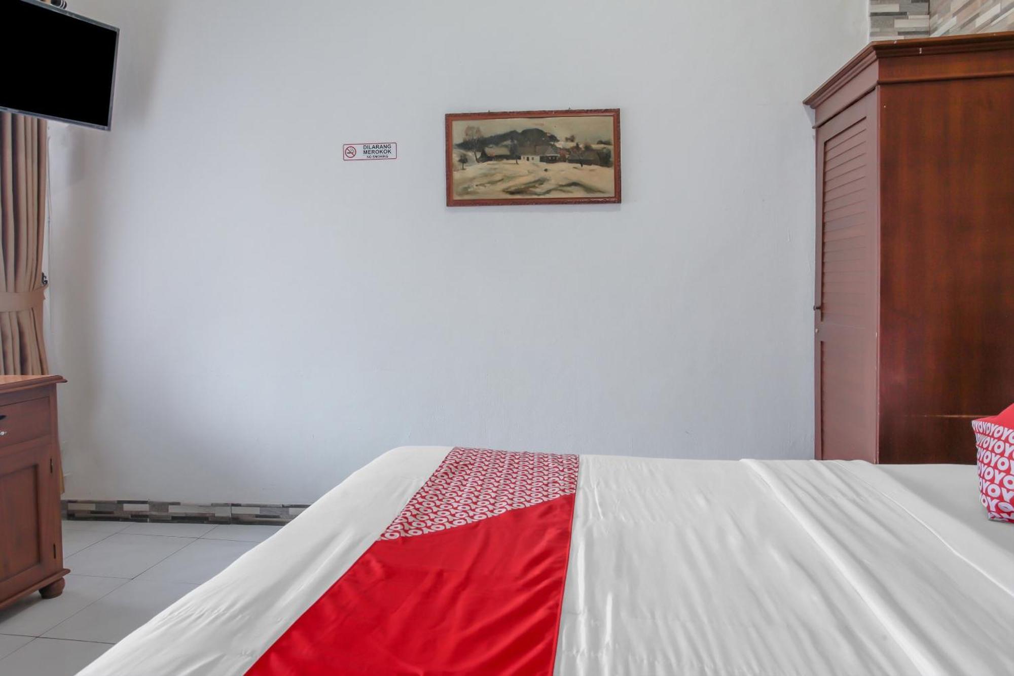 Wisma Pakuan Syariah Bogor Bagian luar foto