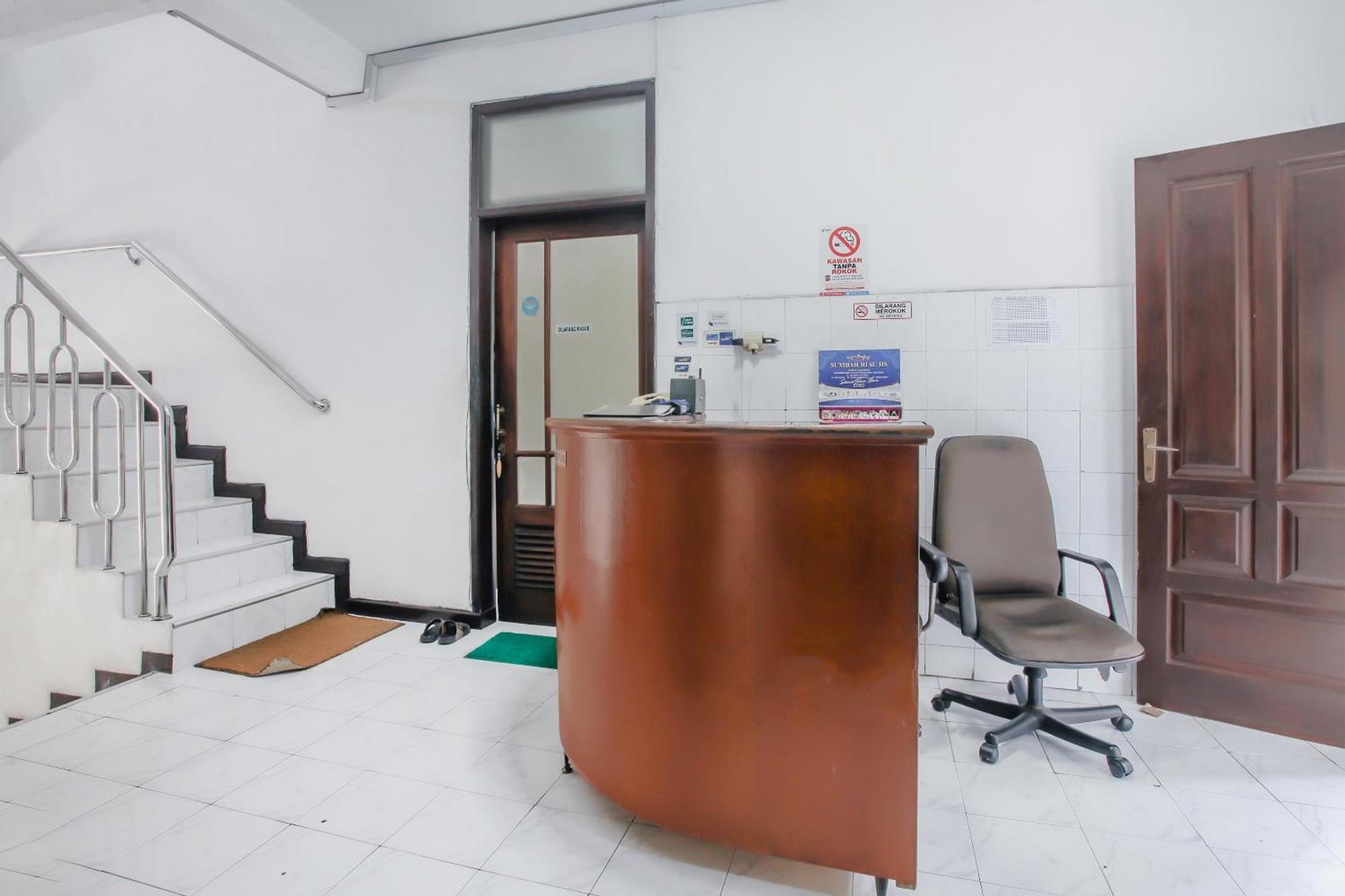 Wisma Pakuan Syariah Bogor Bagian luar foto